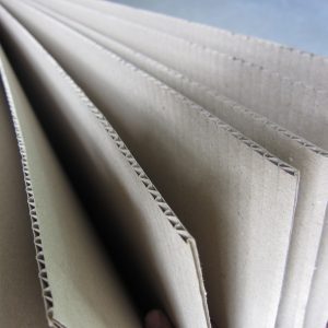 Chọn thùng carton đựng màn hình máy tính theo số lớp