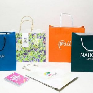 Túi giấy hiện được nhiều cơ sở sử dụng phổ biến