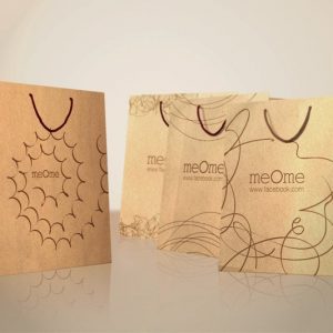 Gam màu vàng nâu của túi giấy đạt chuẩn mộc mạc, giản dị