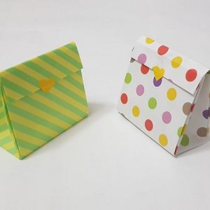 Túi giấy đựng quà nhỏ được làm từ nhiều loại giấy khác nhau