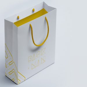 Túi giấy size to có chi phí rẻ hơn so với các chất liệu khác