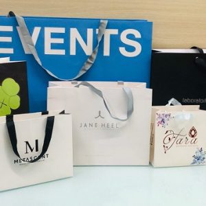 Túi giấy đựng quần áo cao cấp, chất lượng, giá rẻ tại Xưởng in bao bì QT