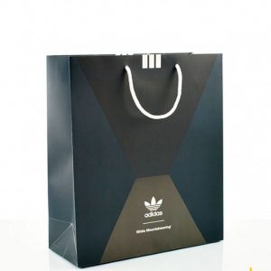 Sử dụng túi giấy giúp thương hiệu Adidas có được nhiều lợi thế