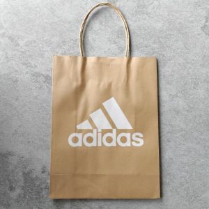 Túi Adidas làm từ chất liệu giấy Kraft thân thiện môi trường
