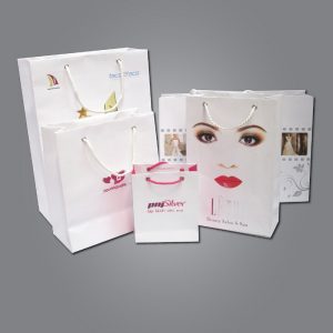 Các hình ảnh trên túi yêu cầu sự độc lạ để nhận diện thương hiệu spa